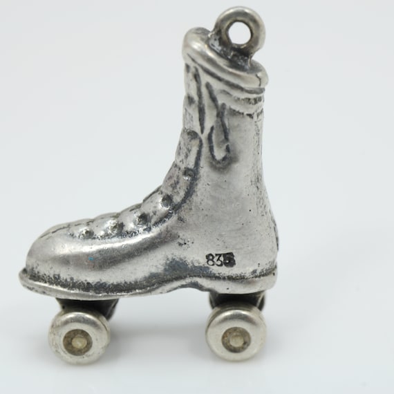 Vintage Sterling Silver Roller Skate Charm Mechan… - image 1