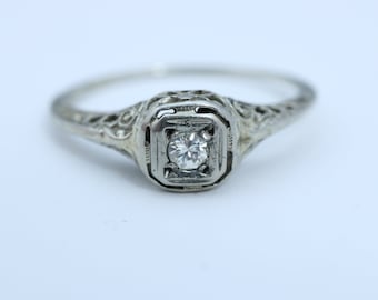 Antique Art Diamond Engagement Ring 18K  White Gold size 5.25