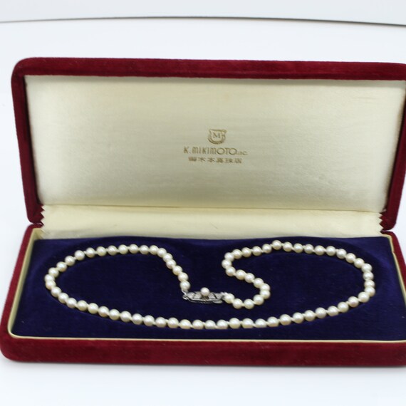 Vintage Mikimoto Pearl Necklace 