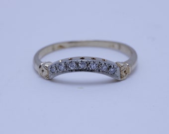 Vintage Diamond Wedding Band Curved 14k Gold Ring size 6.75