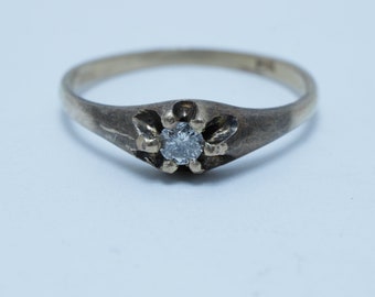 Victorian Diamond Engagement Ring 14K Yellow Gold size 4.25
