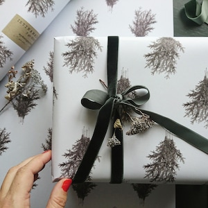 Christmas Wrapping paper, Christmas Gift Wrap, Rustic Christmas Wrap, Black&White Christmas Gift Warp, Xmas Wrapping paper, graphical wrap