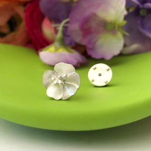 sterling silver buttercup pin brooch