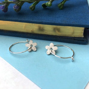 Sterling Silver Flower Hoop Earrings, Small Charm Higgies, Dainty Jewellery, Minimalist Jewelry, Gift For Mom, Birthday Gift Teenage Girl 画像 9