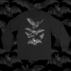 Gothic Langarm T-Shirt | Witchy Kleidung Pastel Goth Dark Grunge Tumblr Ästhetik Halloween Vampir Bat Vintage | Lass die Fledermäuse los