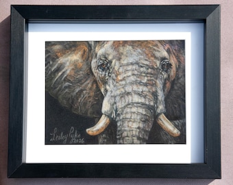 Elefante africano, arte en pastel, tela de terciopelo, enmarcado.