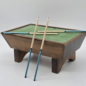 1/12 Scale Dollhouse Miniature Pool Cues- Metallic Blue