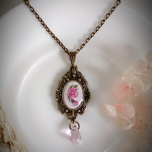 Flower cameo necklace, Vintage polymer clay necklace,boho necklace,Victorian flowers necklace,clay bohemian flower necklace,vintage,handmade
