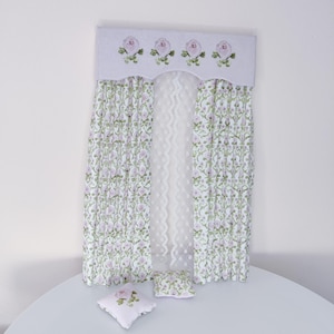 1 12 Realistic floral print curtain with valance for dollhouse miniatures, miniature window decoration in 1:12 scale
