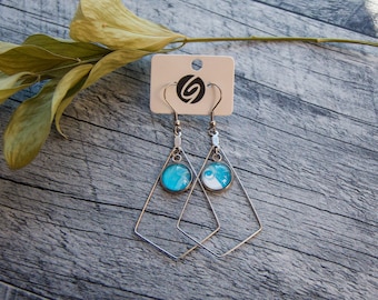 Pendant inox hex style earrings, nice blue and white look