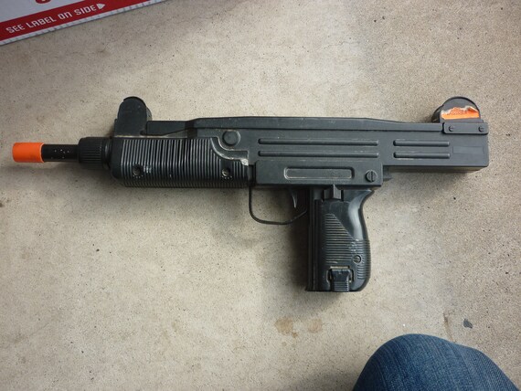 Vintage 1980s Play Toy Defense Force Black Uzi Mac