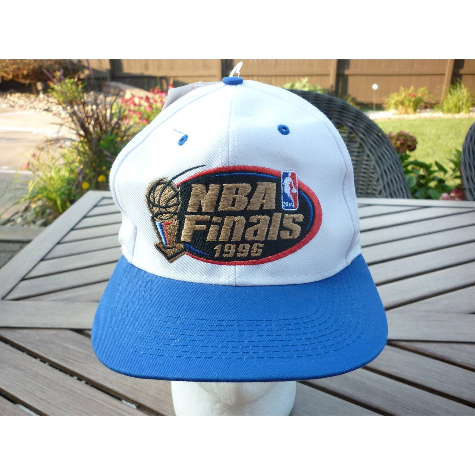 NEW Vintage Rare 1996 Chicago Bulls Champion NBA Sports Hat Cap Vtg Snapback