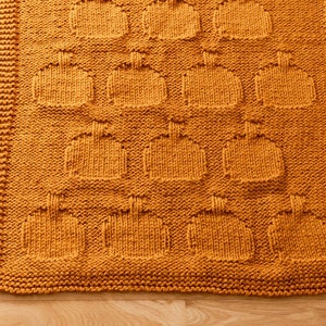 KNITTING PATTERN // Chunky Knit Pumpkin Throw Blanket // Super Bulky Wool Baby Blanket // Easy Modern Fall Afghan / Fast Lapghan / PDF/Chart