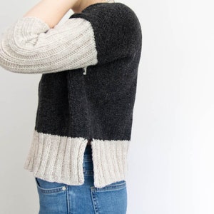 Modern Crop V-Neck Sweater Knitting Pattern // Murren // Womens Drop Shoulder Sweater Pattern // Boxy Fit // Size Inclusive // PDF Download bild 7