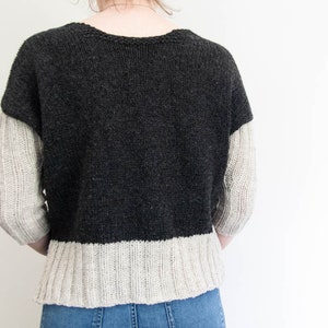 Modern Crop V-Neck Sweater Knitting Pattern // Murren // Womens Drop Shoulder Sweater Pattern // Boxy Fit // Size Inclusive // PDF Download bild 6