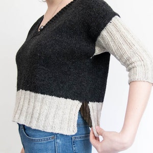 Modern Crop V-Neck Sweater Knitting Pattern // Murren // Womens Drop Shoulder Sweater Pattern // Boxy Fit // Size Inclusive // PDF Download bild 2