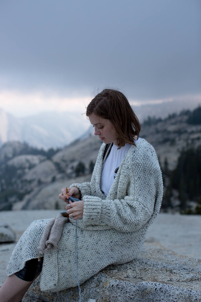 Banff Oversized Cardigan Knitting Pattern  Knitted Cardigan afbeelding 8