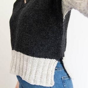 Modern Crop V-Neck Sweater Knitting Pattern // Murren // Womens Drop Shoulder Sweater Pattern // Boxy Fit // Size Inclusive // PDF Download bild 8