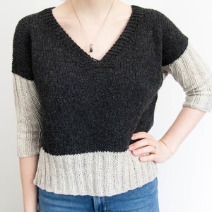 Modern Crop V-Neck Sweater Knitting Pattern // Murren // Womens Drop Shoulder Sweater Pattern // Boxy Fit // Size Inclusive // PDF Download bild 4