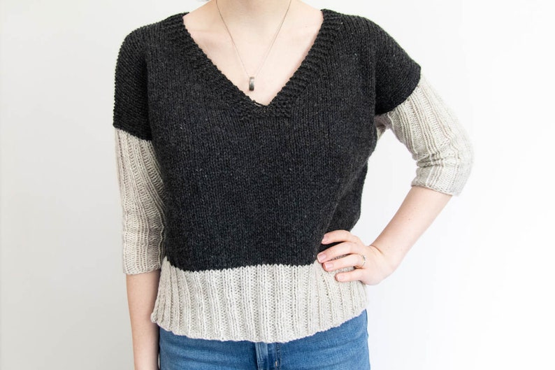 Modern Crop V-Neck Sweater Knitting Pattern // Murren // Womens Drop Shoulder Sweater Pattern // Boxy Fit // Size Inclusive // PDF Download bild 4