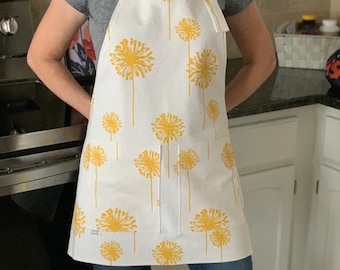 Aprons for women, Juniors apron, modern fit apron, short apron, birthday gift, housewarming gift, wedding gift, small apron