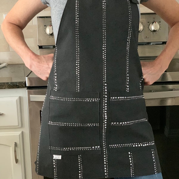 Misses apron, Juniors apron, modern fit apron, short apron, birthday gift, housewarming gift, wedding gift, kitchen gift, small apron