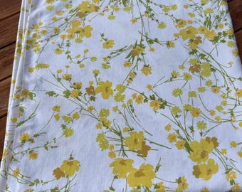 Vintage Springmaid TWIN FLAT no iron muslin cotton sheet -white with yellow flowers
