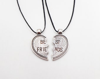 Bff gift Best Friends split Heart Necklace Set Silver Plated Double Charm Besties Pendant Friendship jewelry Adjustable Two Piece 90s Choker