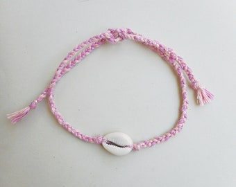 Pulsera de tobillo de concha de mar Cowrie, hilo de algodón brillante, Mermaidcore, colores rosa pastel, tobillera trenzada de playa de verano Peach fuzz Regalo de chica surfista