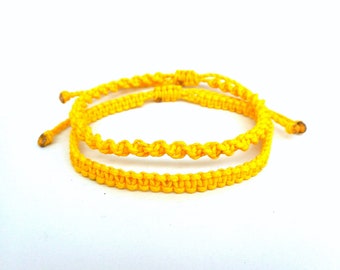 Yellow macrame bracelet, Friendship bracelet, Surfer bracelet, Beach bracelet, Kids jewelry, Unisex, Thin, Casual jewelry, Everyday wear