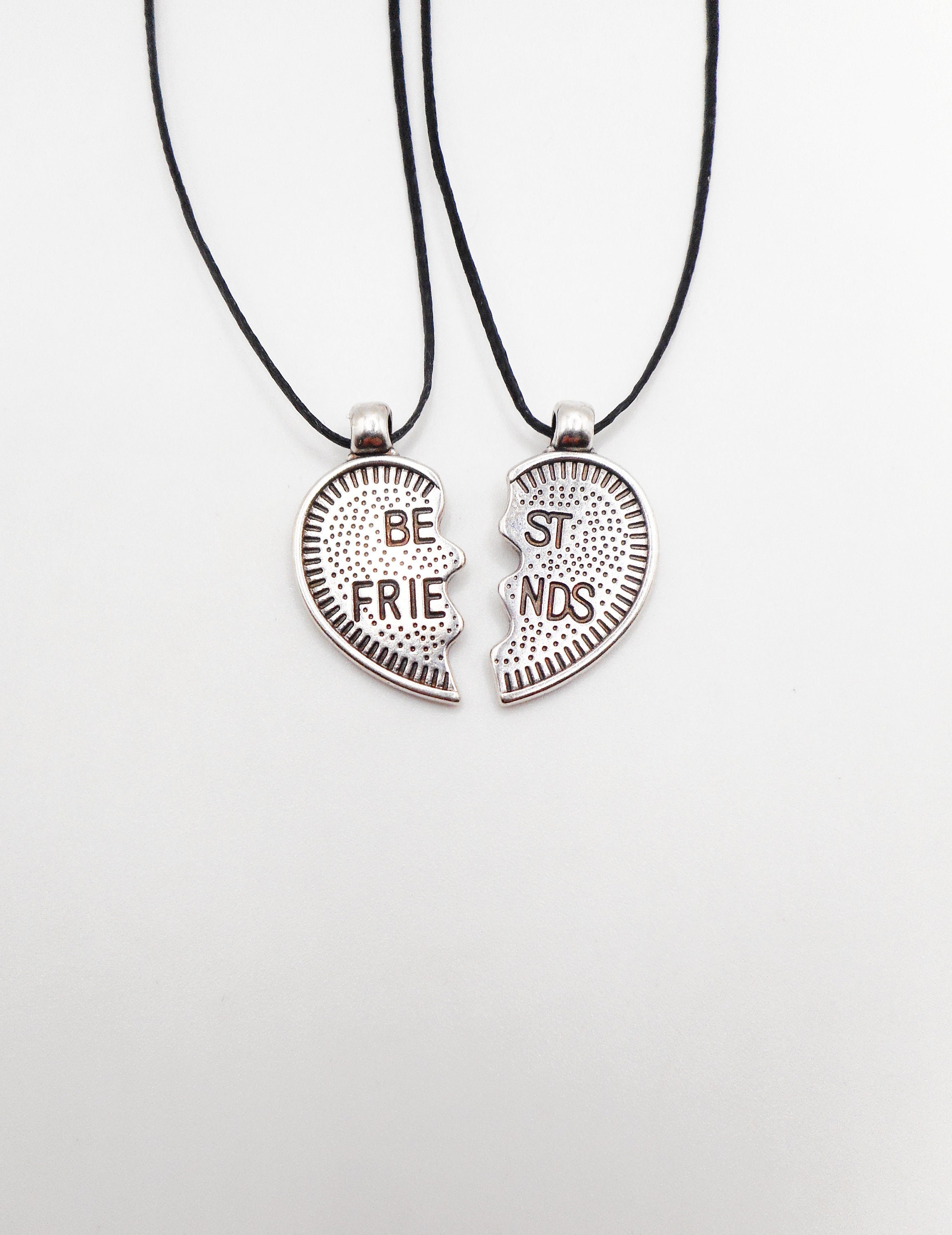 Set 2 Portachiavi Arcobaleno Per Migliori Amiche - Incisi "Best" E "Friends" - Regalo BFF Per Compleanno O Natale