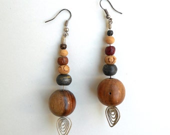 Wooden Bead Chunky Earrings, Lightweight Earrings, Summer Festival jewelry Hippie chic Spiral wire earrings Woodland earrings African Tribal
