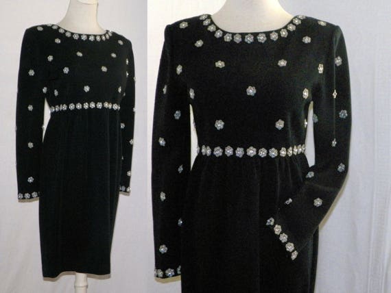 921c // 1980s black rhinestone studded wool knit d