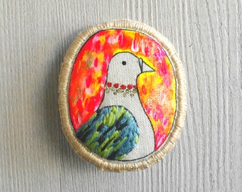 Pigeon brooch, bird brooch, animal jewelry, dove pin, peace badge, pigeon pins, bird jewelry, animal inspired shawl pin, animal pin unique