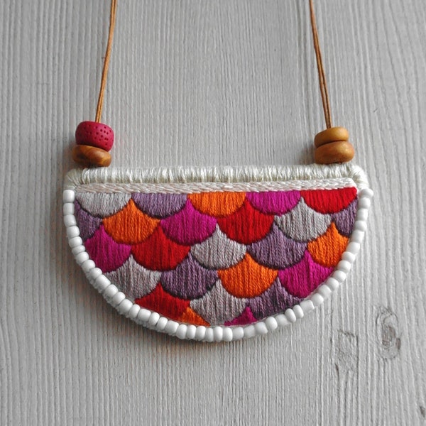 Embroidered colorful necklace, scallop bib statement necklace, scalloped bib collar necklace, crescent necklace, embroidered jewelry