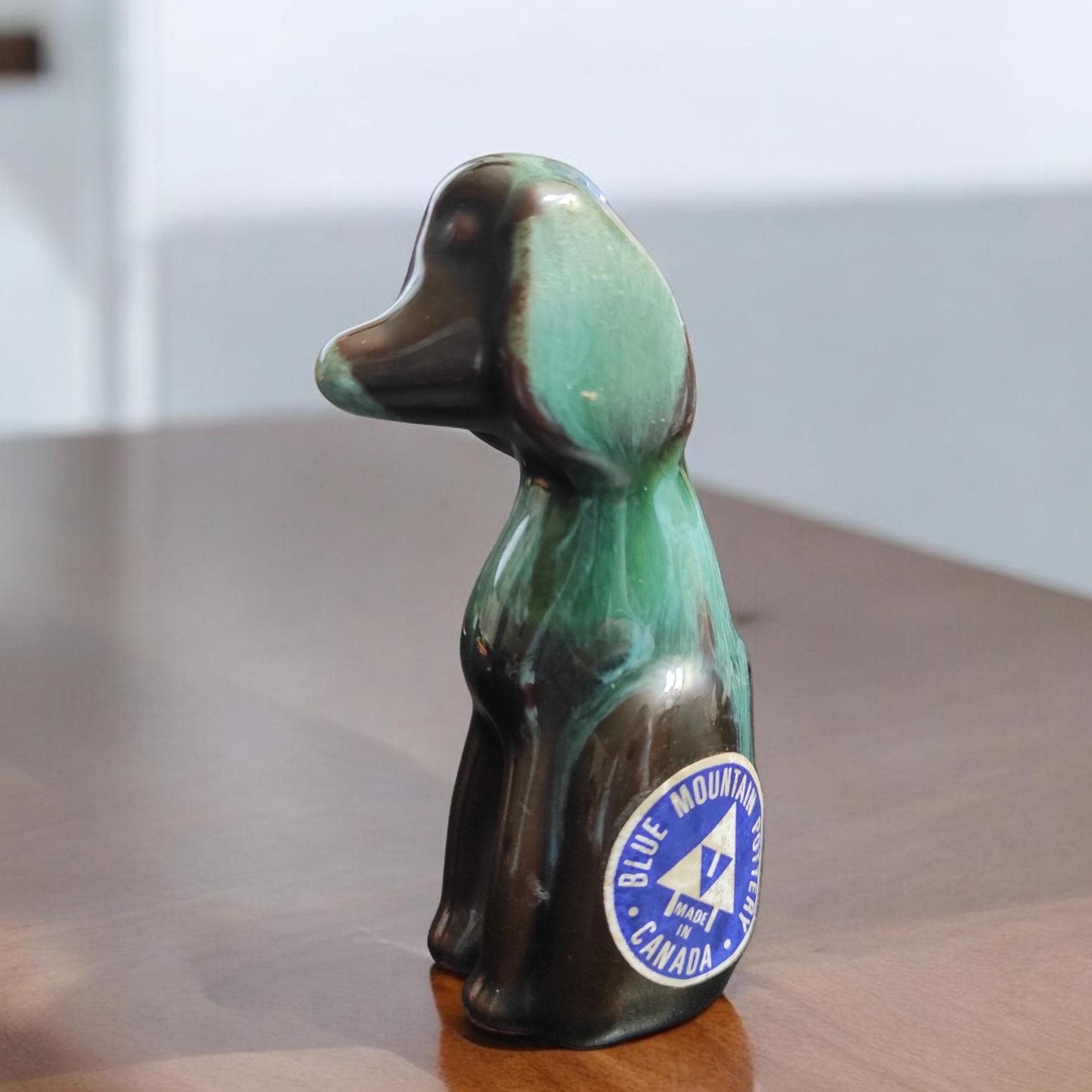 ミニチュア犬の置物 ブルーマウンテン陶器 ドリップ釉 犬好きママへの