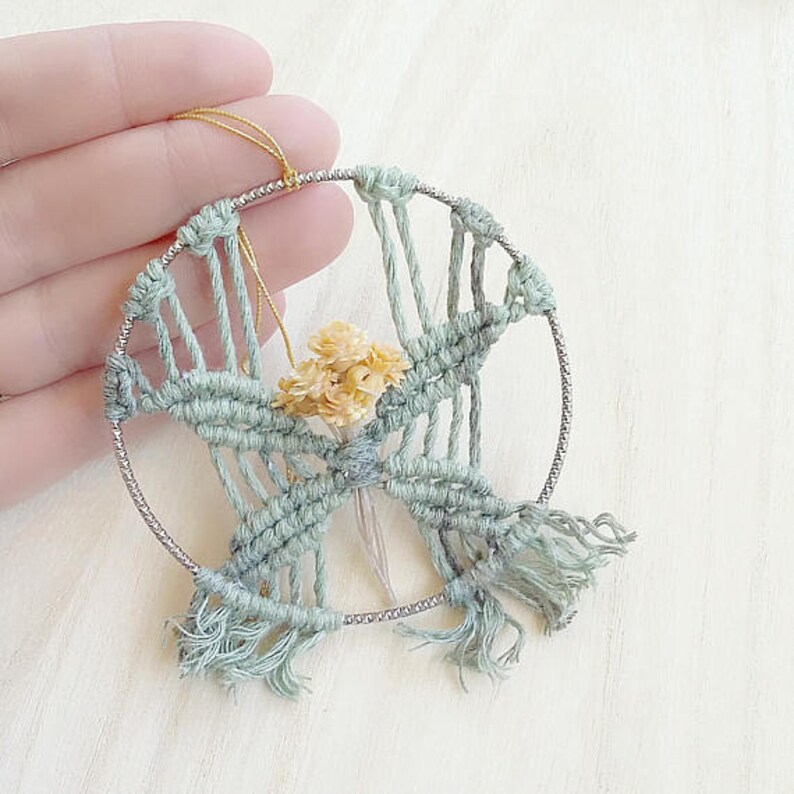 CUSTOM color Burgundy Blush Wedding party Mini macrame wall hanger Favor gifts Boho wedding Car ornament Modern macrame View mirror decor