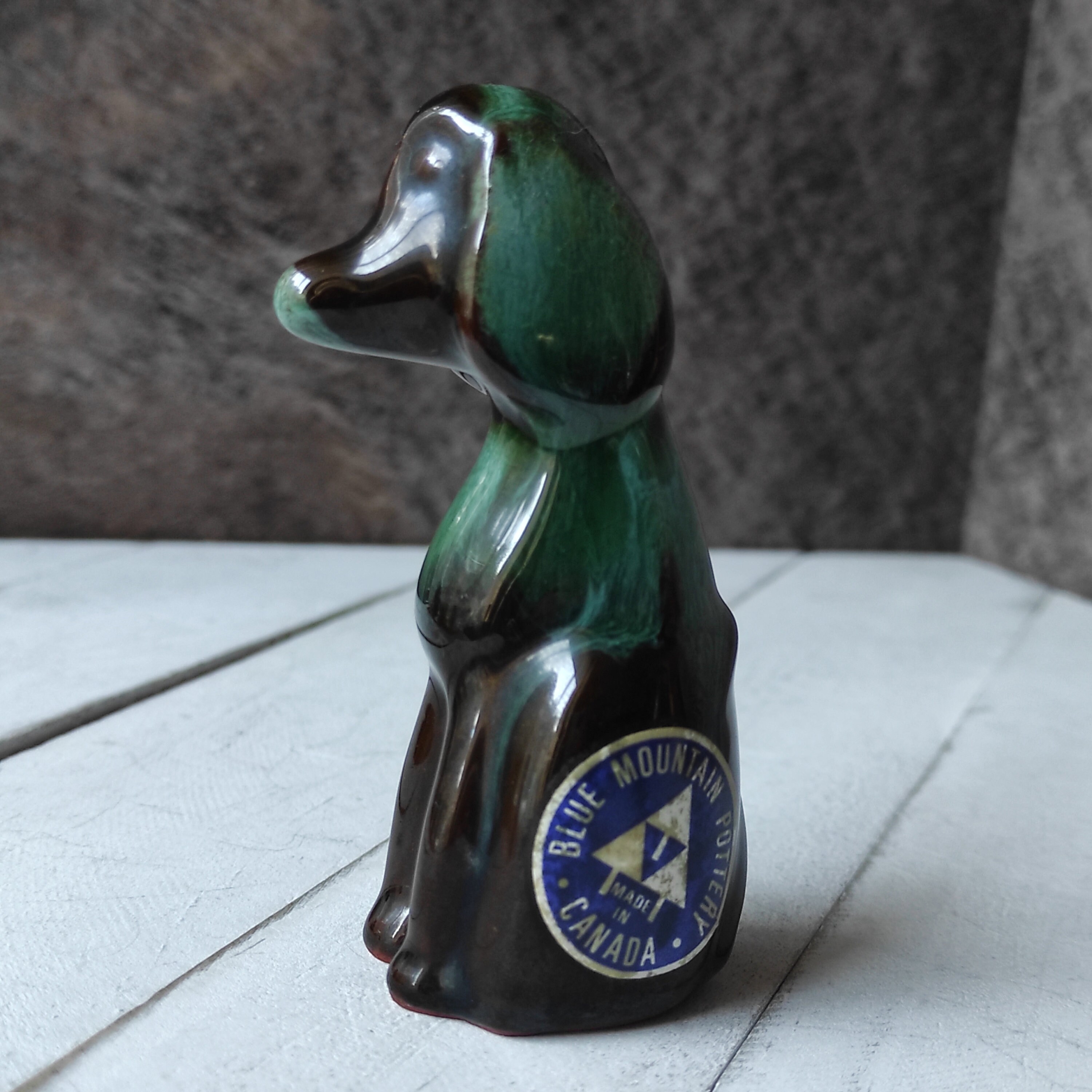 ミニチュア犬の置物 ブルーマウンテン陶器 ドリップ釉 犬好きママへの