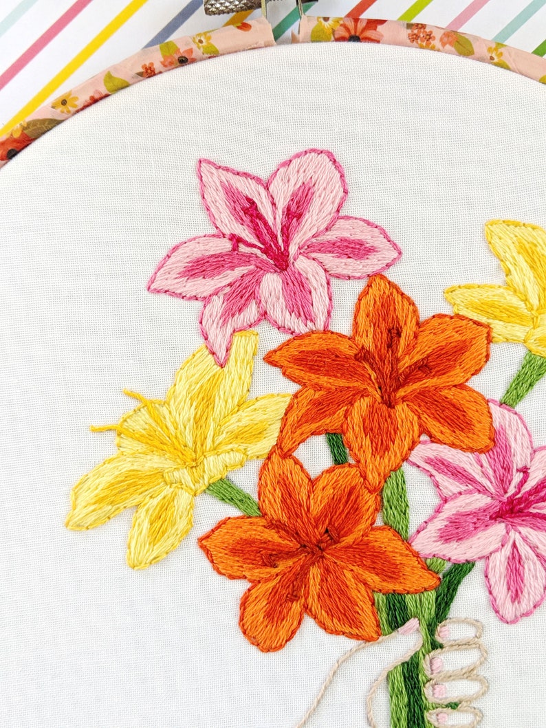 Hand jessecmault pdf pattern lily bouquet digital download etsy Hand jessecmault pdf pattern lily bouquet digital download etsy