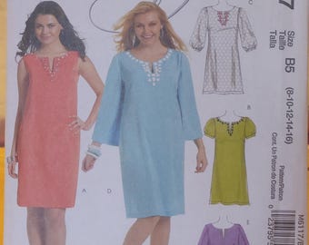 McCall's M6117, sz  B5 8-16, Petite dress with sleeve options, cut and complete, 2010