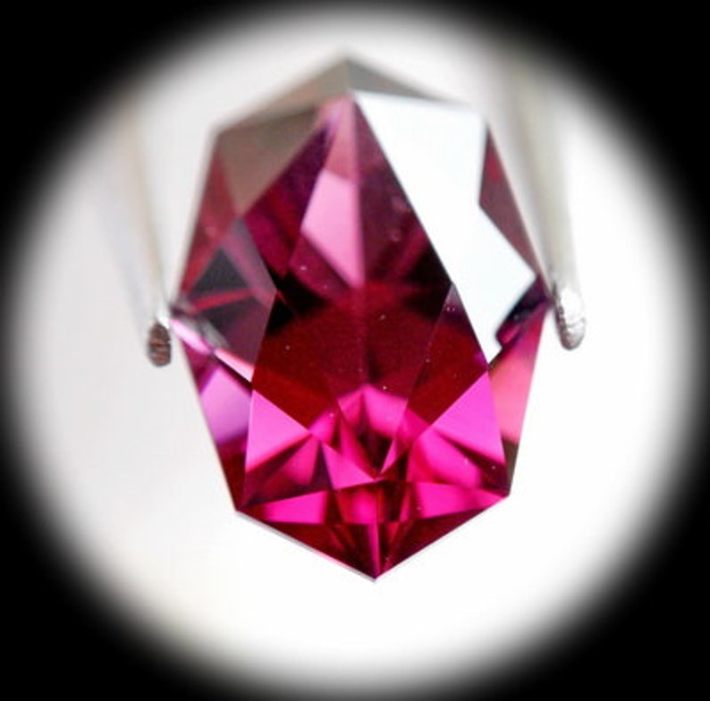 Pink Spinal 1.35ct Precision Cut Very unusual cutting design.This design good for a pendent or a ring. image 2