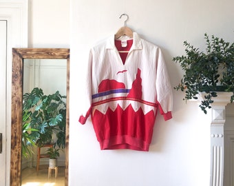 Vintage 80s Batwing Red and White Art Print Blouse // 80s Lightweight Collared Pullover Casual Top M