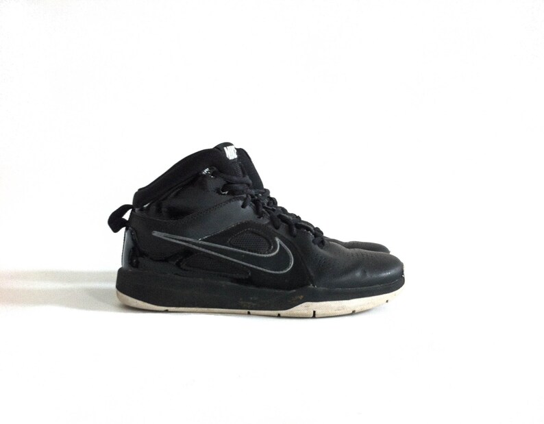 nike black and white high tops