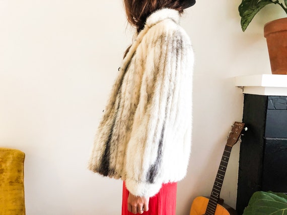 Vintage 50s White and Black Rabbit Fur Panelled C… - image 8