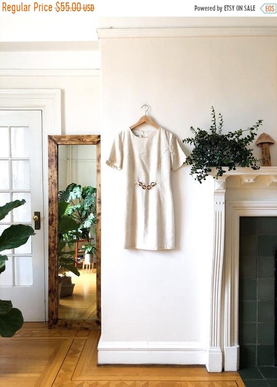 HELLO 2021 SALE Vintage 80s Oatmeal Tan Minimalist