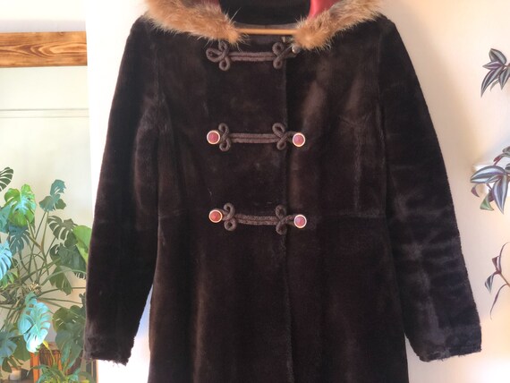 Vintage 1960s Long Faux Fur Hooded Jacket / 60s H… - image 9