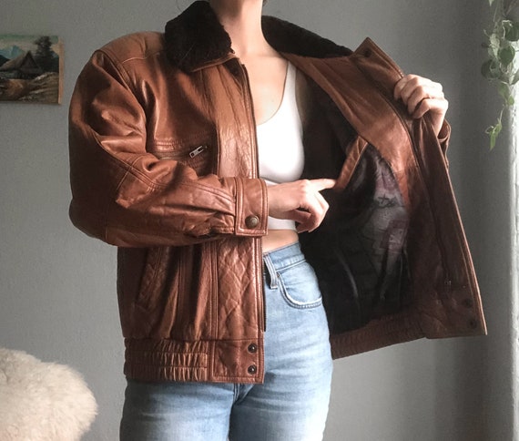 Vintage 70s Brown Leather Fur Collar Military Cla… - image 5