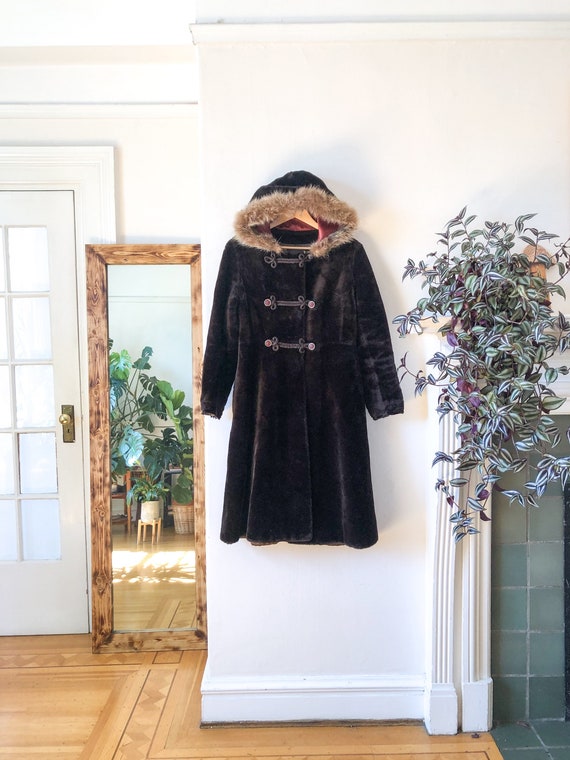 Vintage 1960s Long Faux Fur Hooded Jacket / 60s H… - image 1