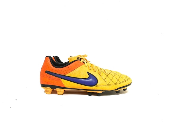 Vintage 90s Nike Soccer Cleats / Bright 