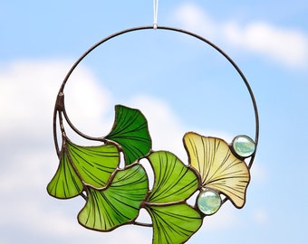 Captivating Ginkgo Biloba Suncatcher - Artisanal Glasswork